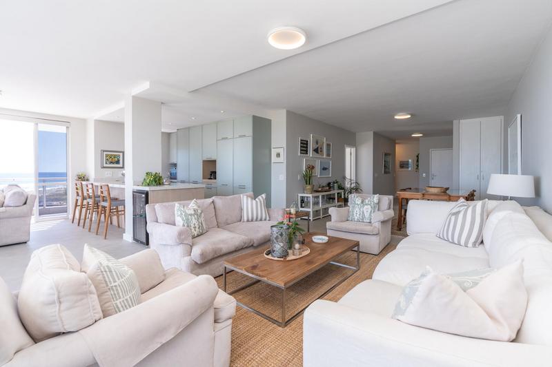 3 Bedroom Property for Sale in Dolphin Beach Western Cape